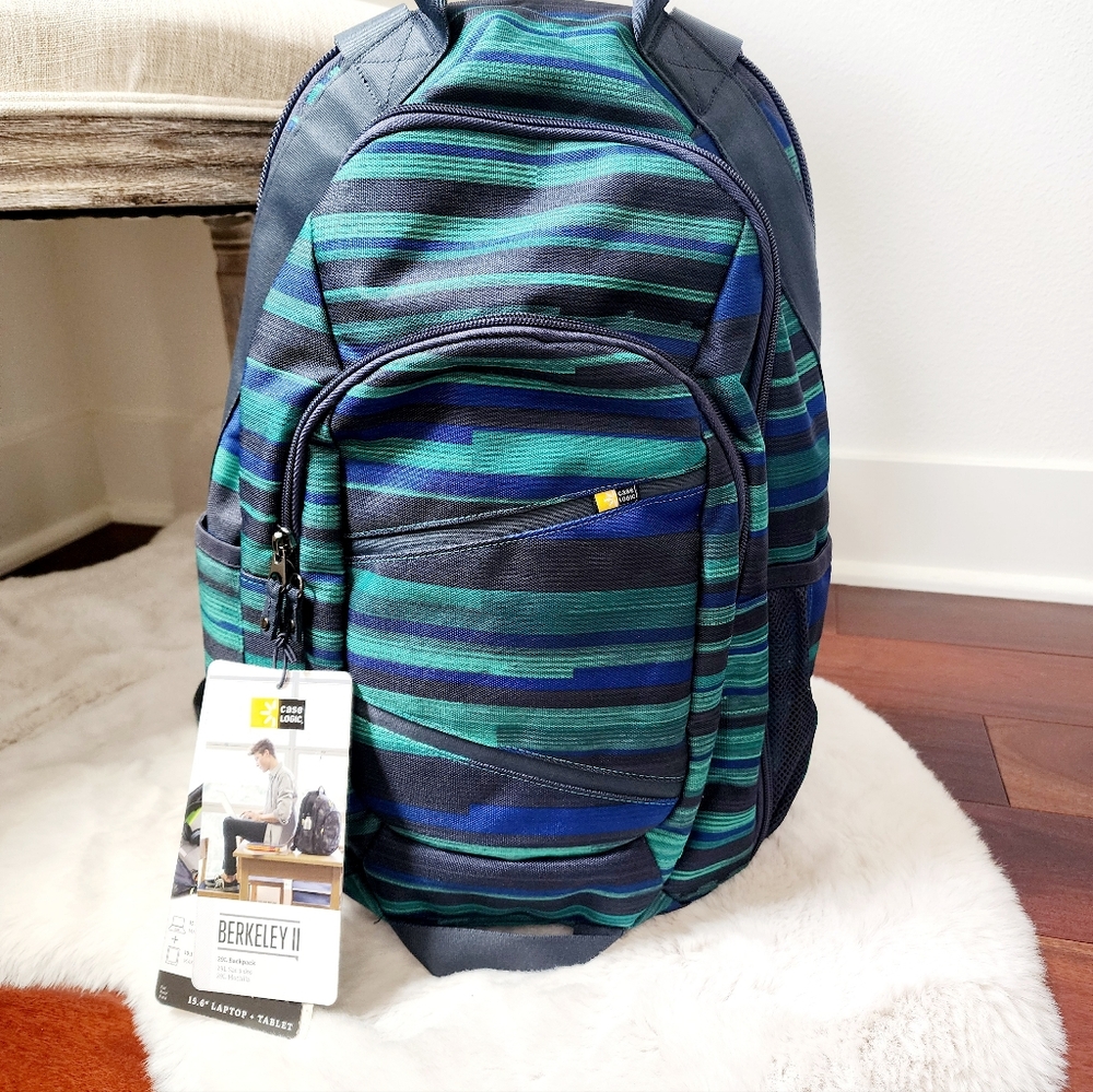 🎒Case Logic Vibrant Blue and Green Versatile, Sturdy, And Functional Backpack📘